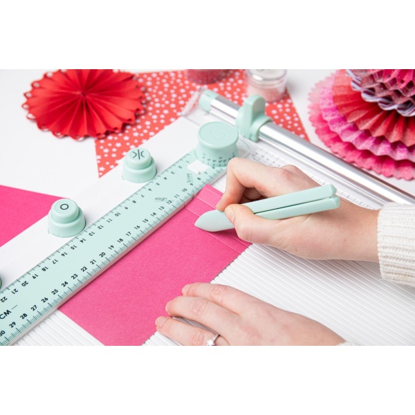 Sizzix soonimisalus ja trimmer