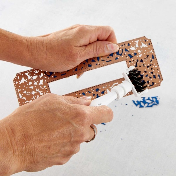 Spellbinders Tool n' One Die Cutting Tool, valge